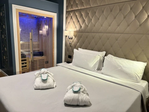 SAUNA JUNIOR SUITE MAR (con acceso al spa)